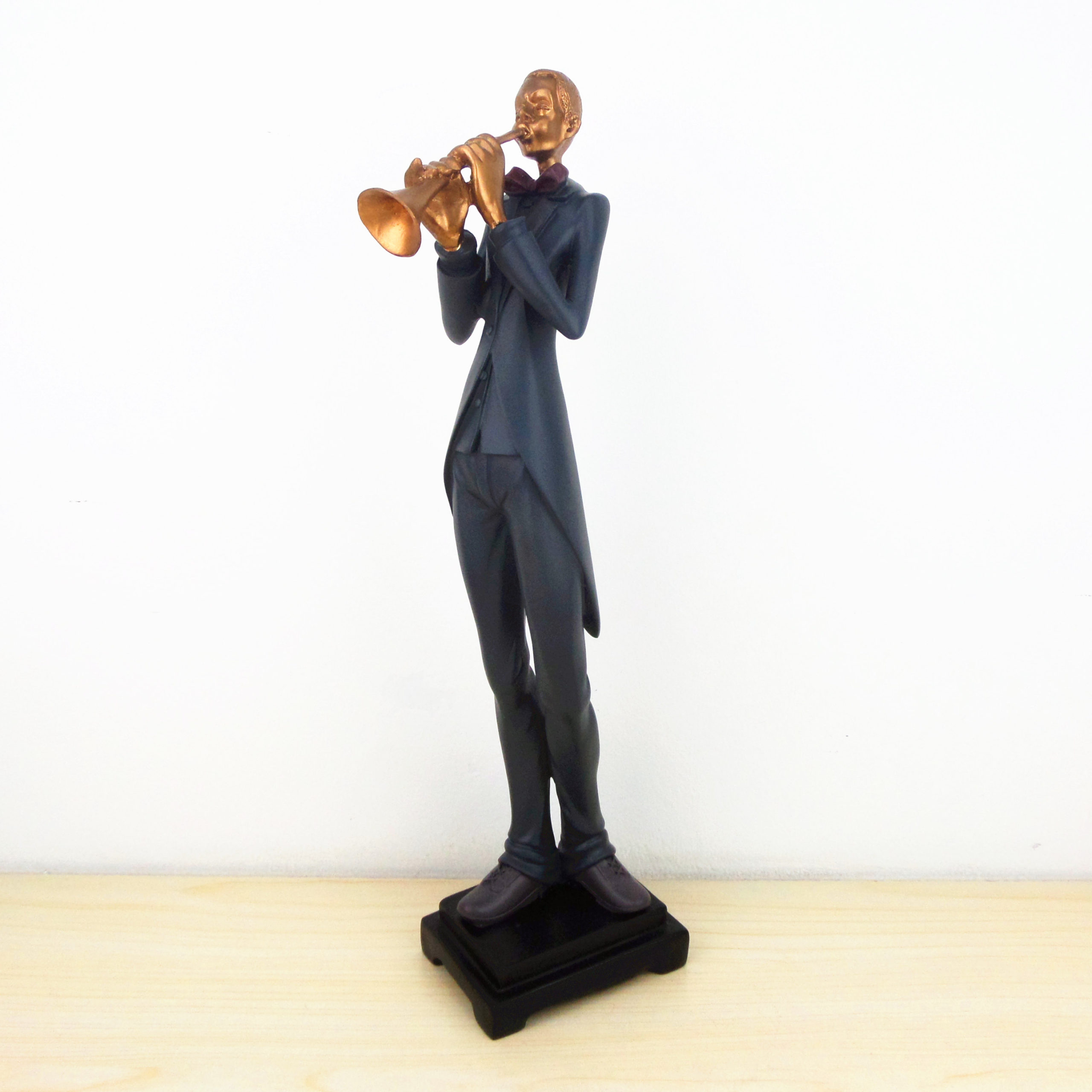 Musicians Sculptured Home Decor